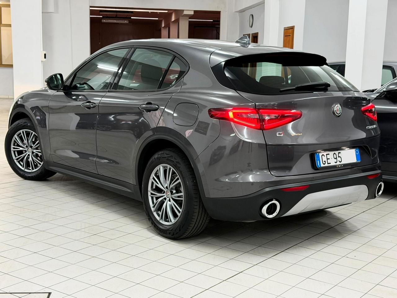 Alfa Romeo Stelvio 2.2 TD 190 CV BUSINESS Q4 DISTRIBUZIONE ESEGUITA