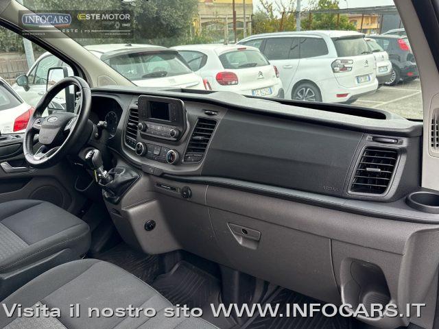 FORD Tourneo Custom 320 2.0 EcoBlue 9 posti Combi Trend + IVA