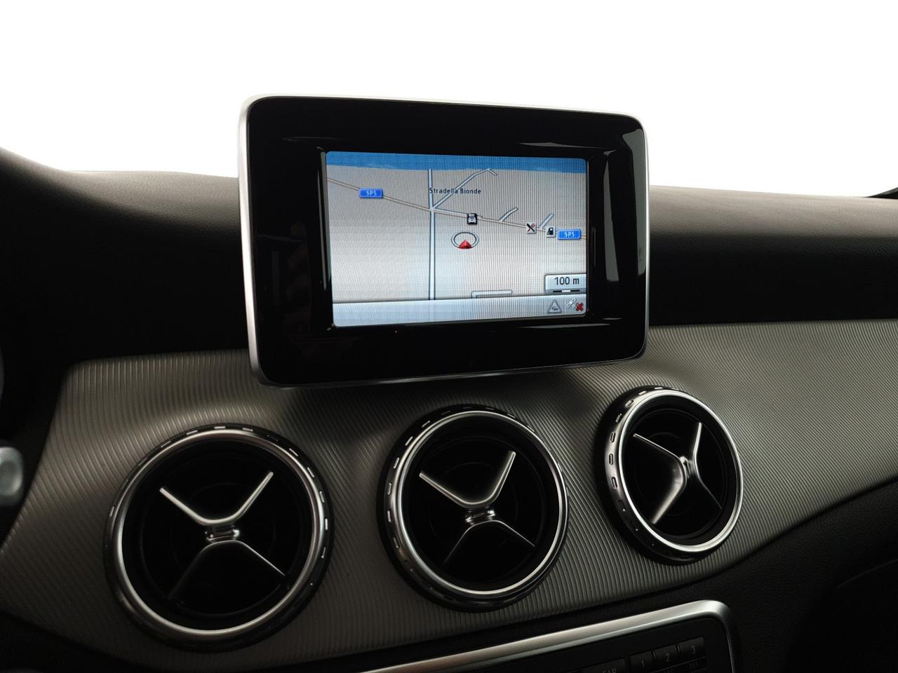 Mercedes-Benz GLA 200 d (cdi) executive auto