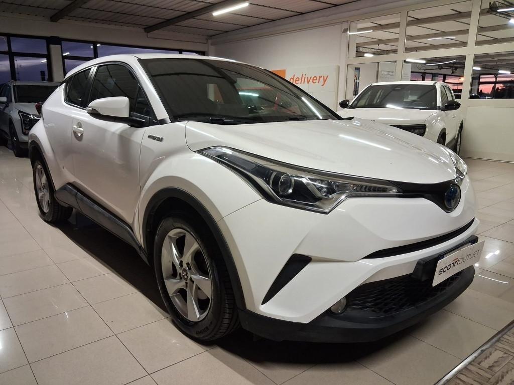 TOYOTA C-HR (2016-2023) - C-HR 1.8 Hybrid E-CVT Active