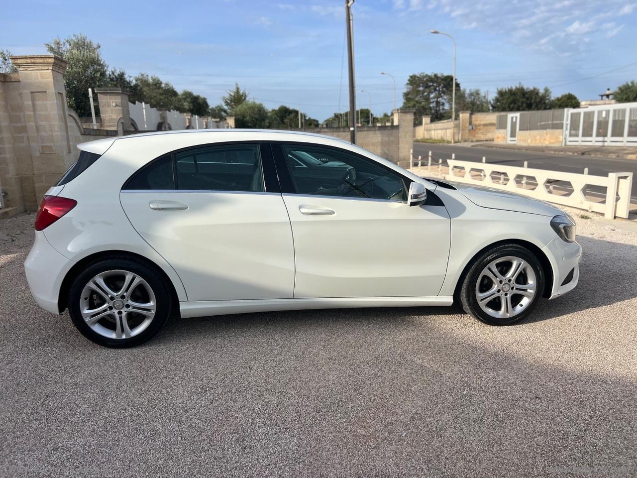 MERCEDES-BENZ A 180 CDI Sport