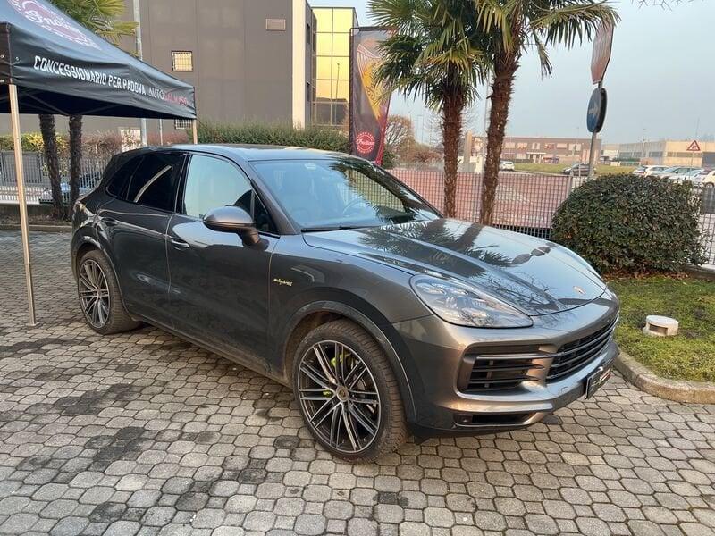 Porsche Cayenne 3.0 V6 E-Hybrid