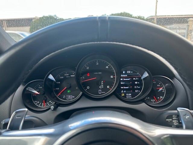 Porsche Cayenne 3.0 Diesel 250CV Platinum Edition