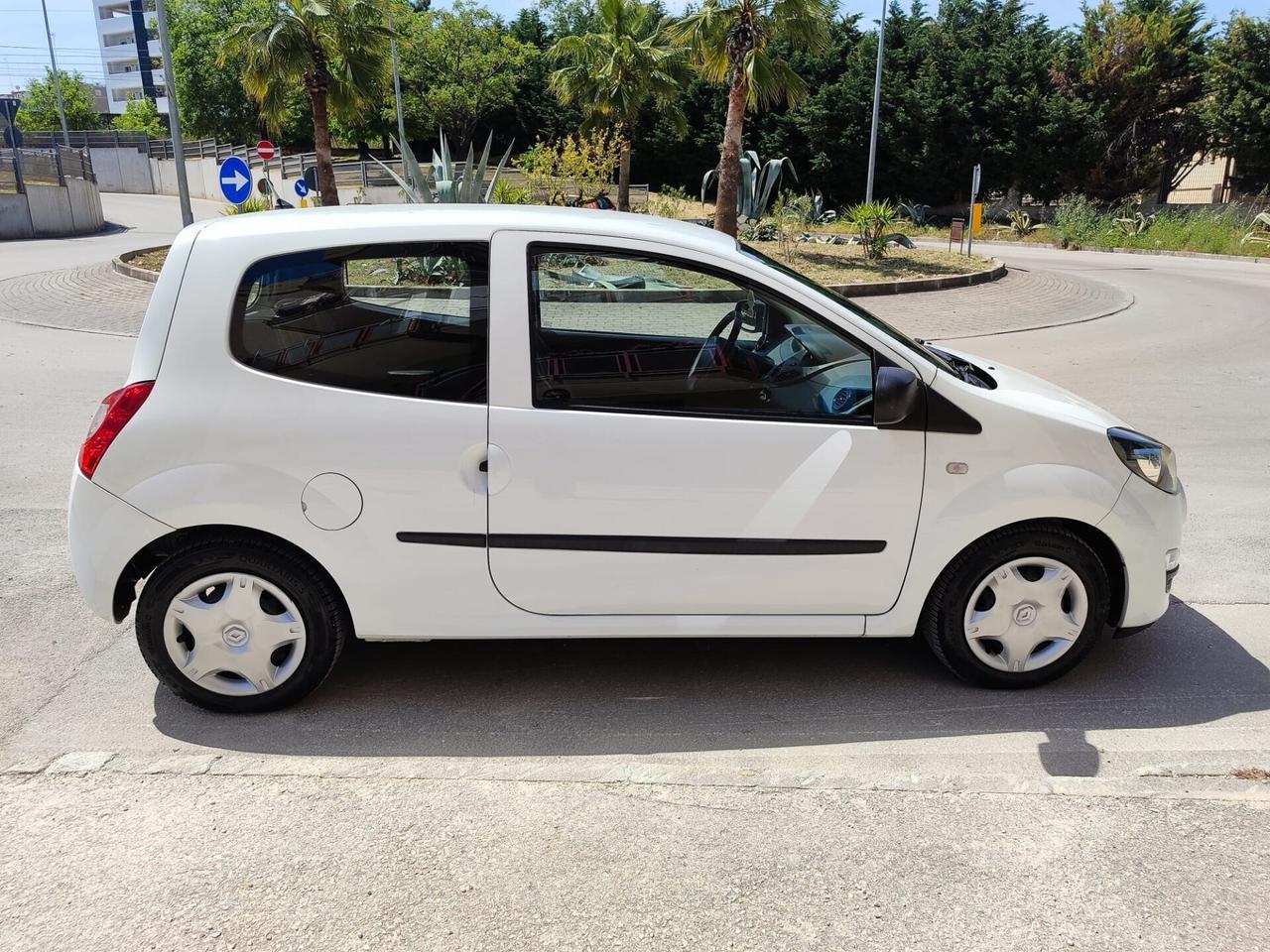 Renault Twingo 1.2 BENZINA 2013!!!