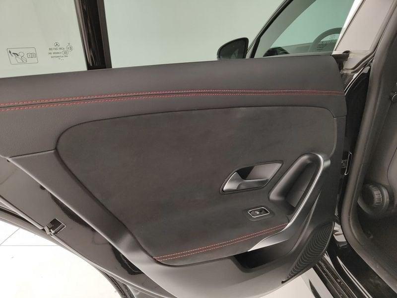 Mercedes-Benz CLA Coupé CLA 180 d Automatic Premium