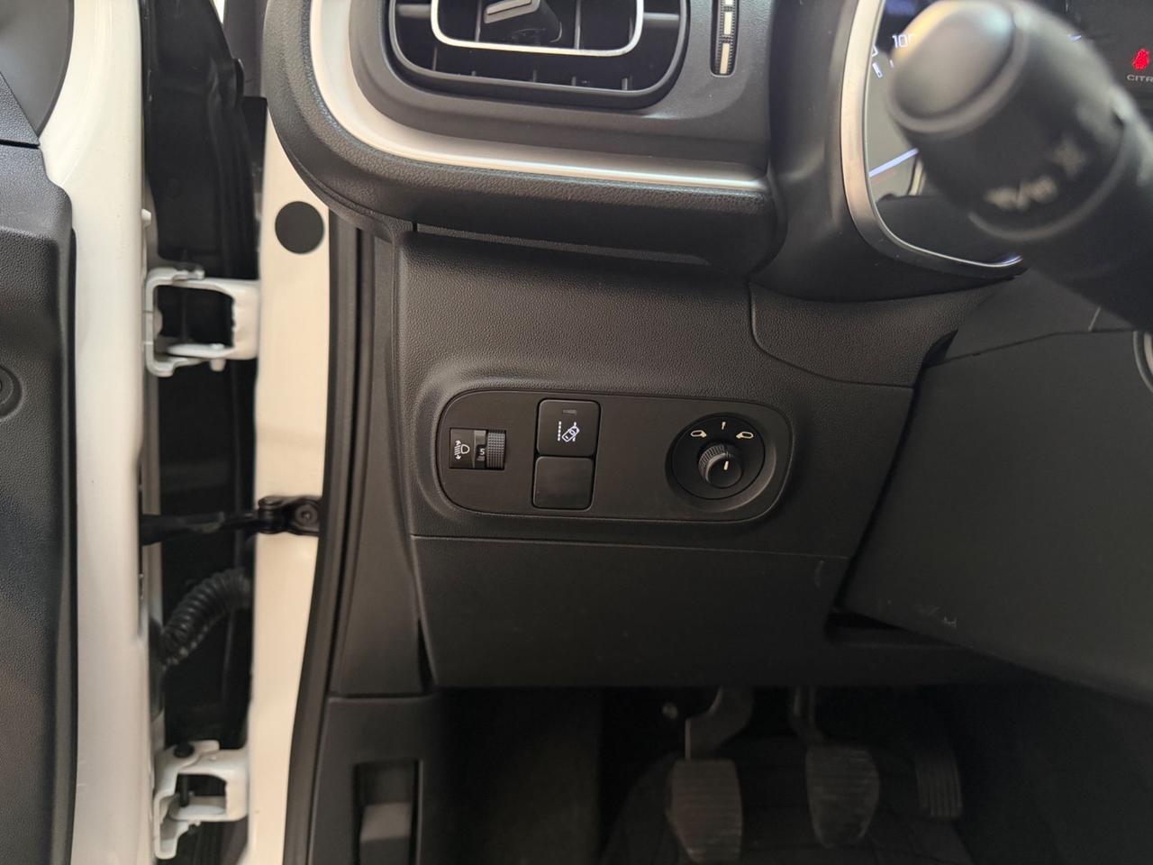 Citroen C3 1.6 BlueHDI 75 CV S&S Shine