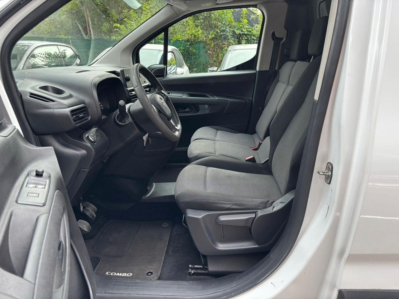 Opel Combo Cargo 1.6 Diesel PC 650kg