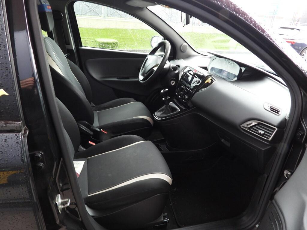 Lancia Ypsilon 5 Porte 1.2 Ecochic Elefantino