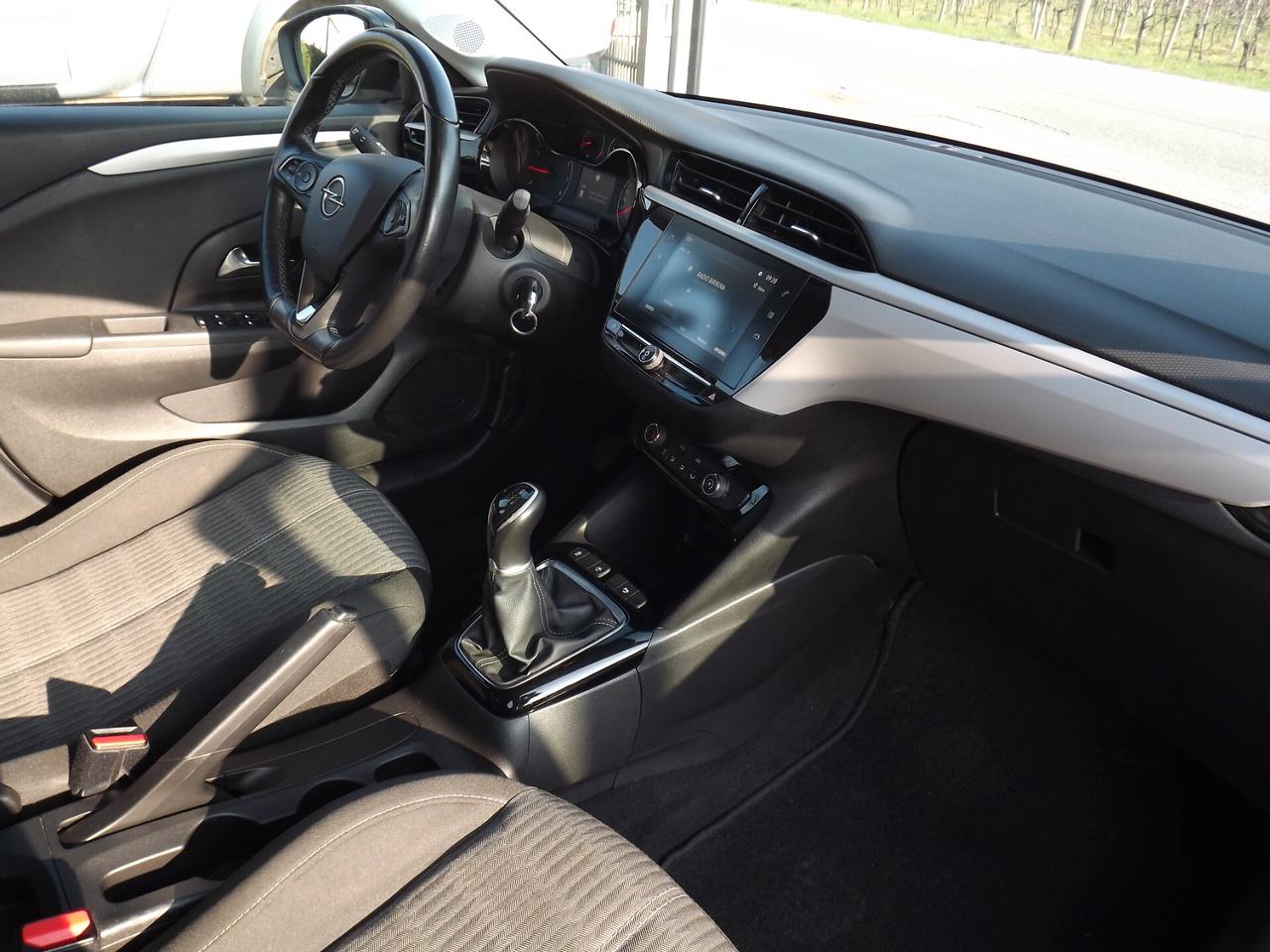 Opel Corsa 1.2 Edition