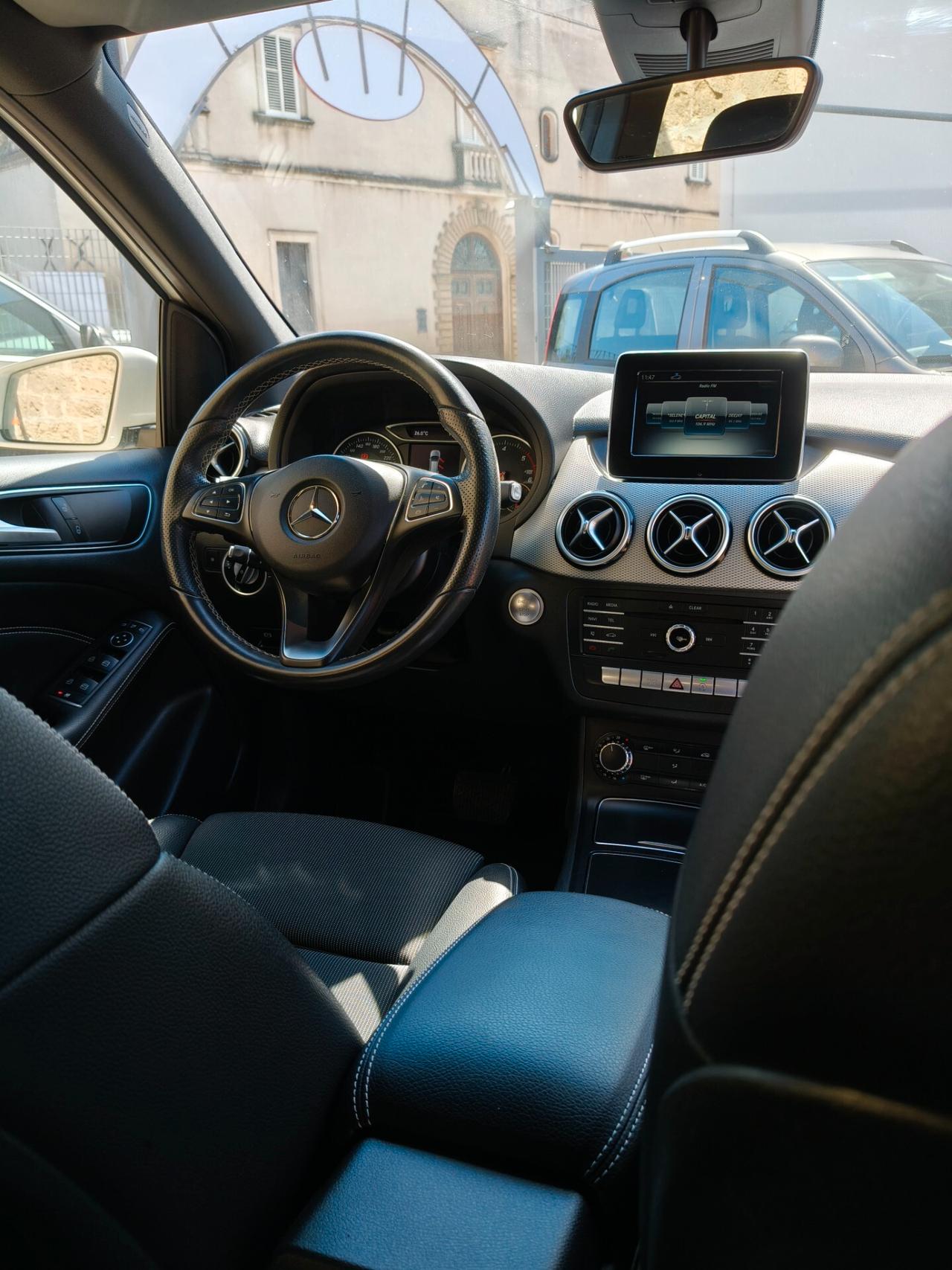 Mercedes-benz B 200 d Automatic 4Matic Executive