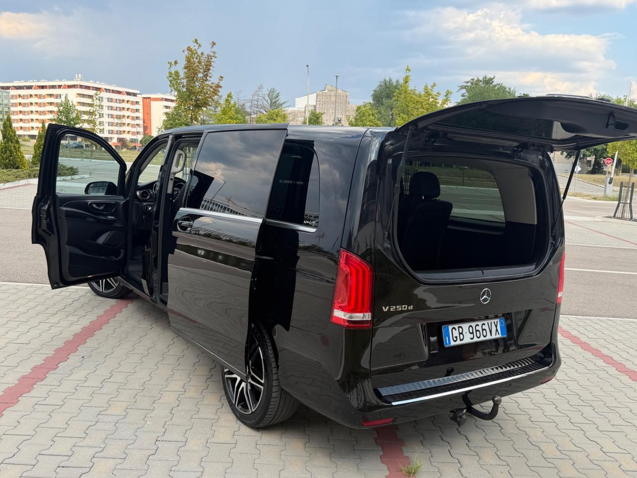 Mercedes-benz V 250 d Automatic Premium Extralong