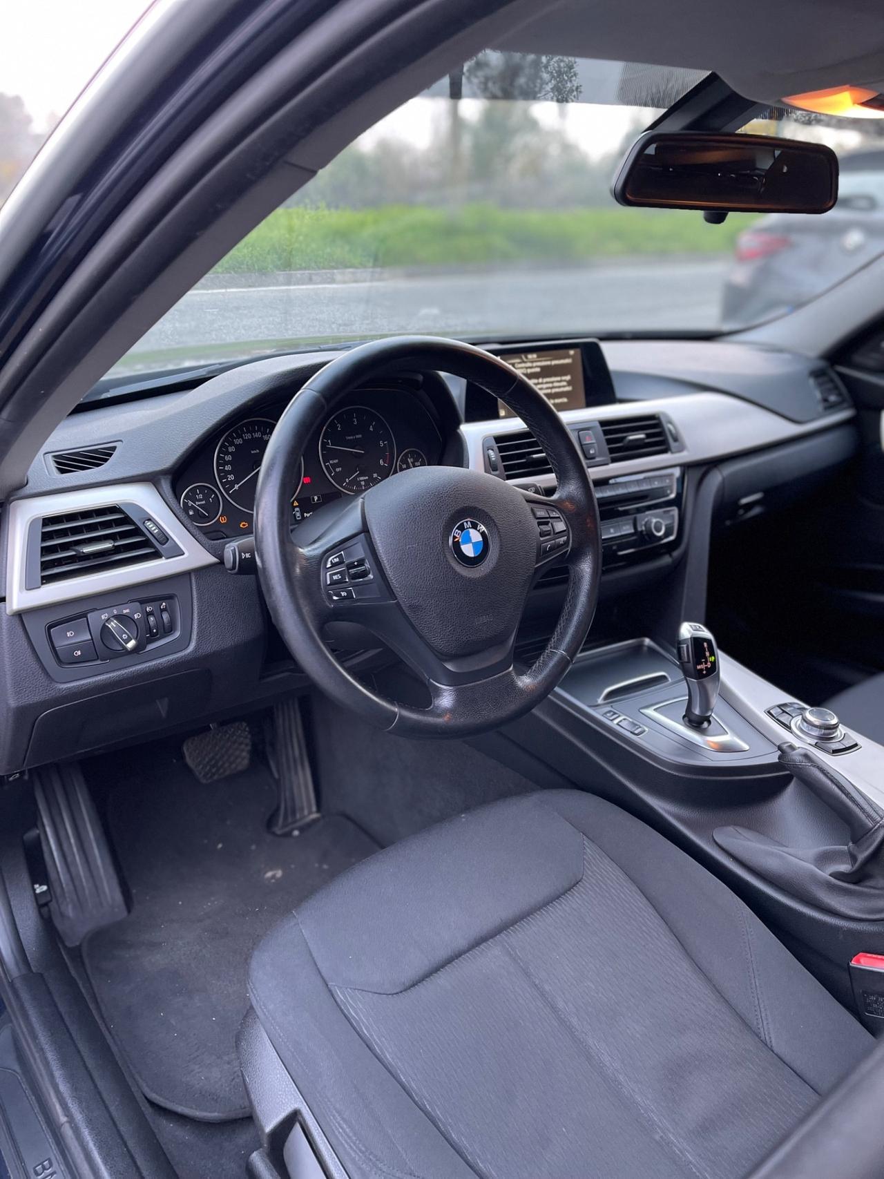 Bmw 318 318d Touring Business Advantage aut.