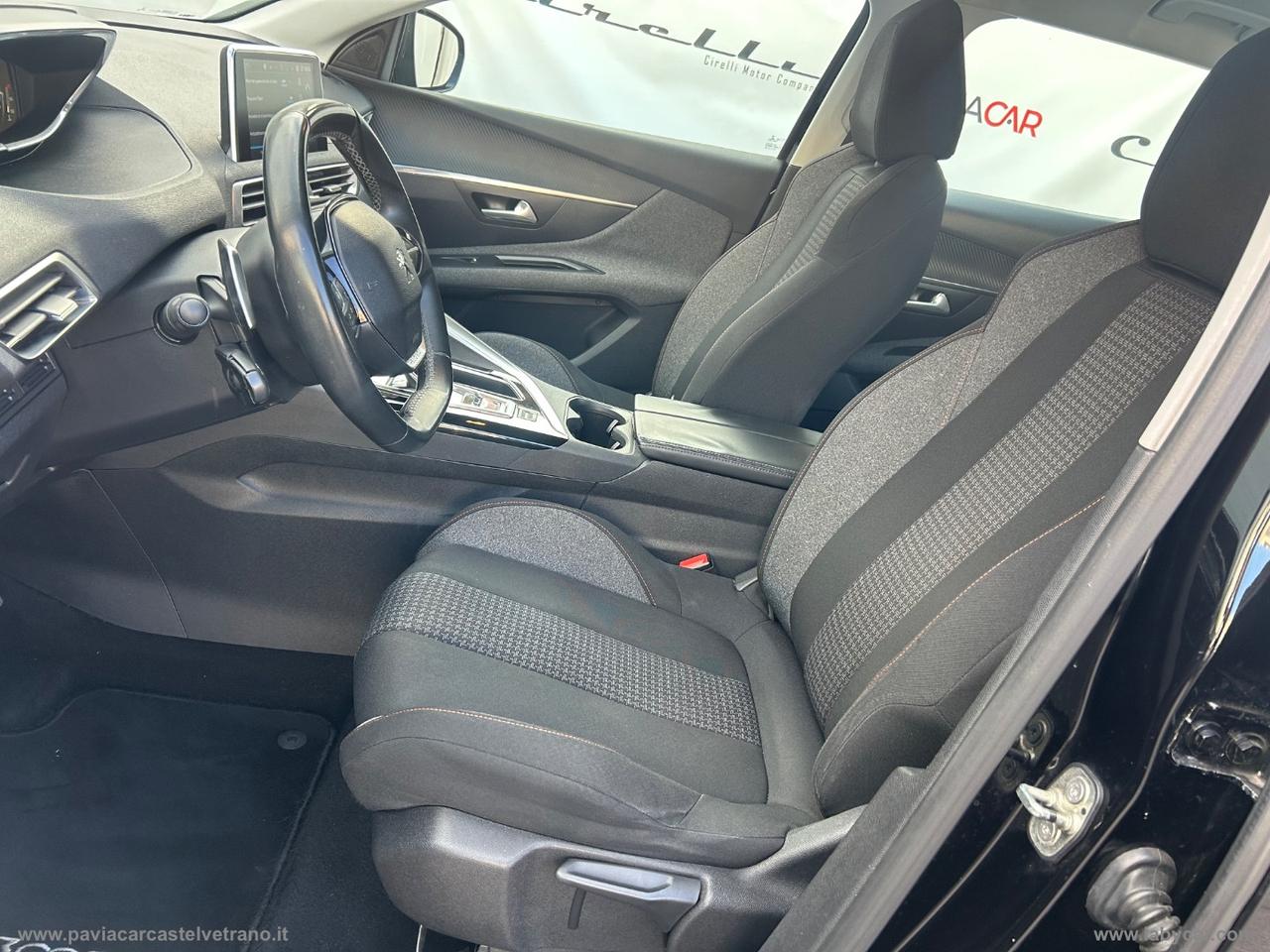 PEUGEOT 3008 BlueHDi 130 S&S EAT8 Allure