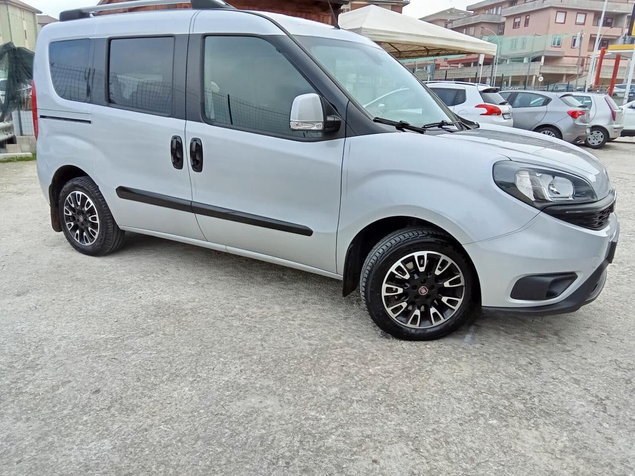 Fiat Doblo Doblò 1.4 T-Jet 16V Natural Power Lounge