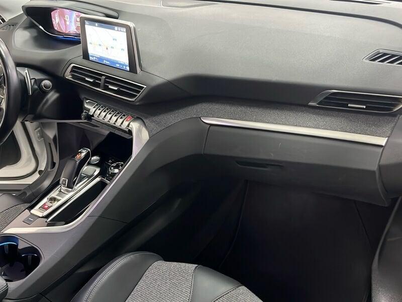 Peugeot 3008 BlueHDI 130 EAT8 S&S Allure