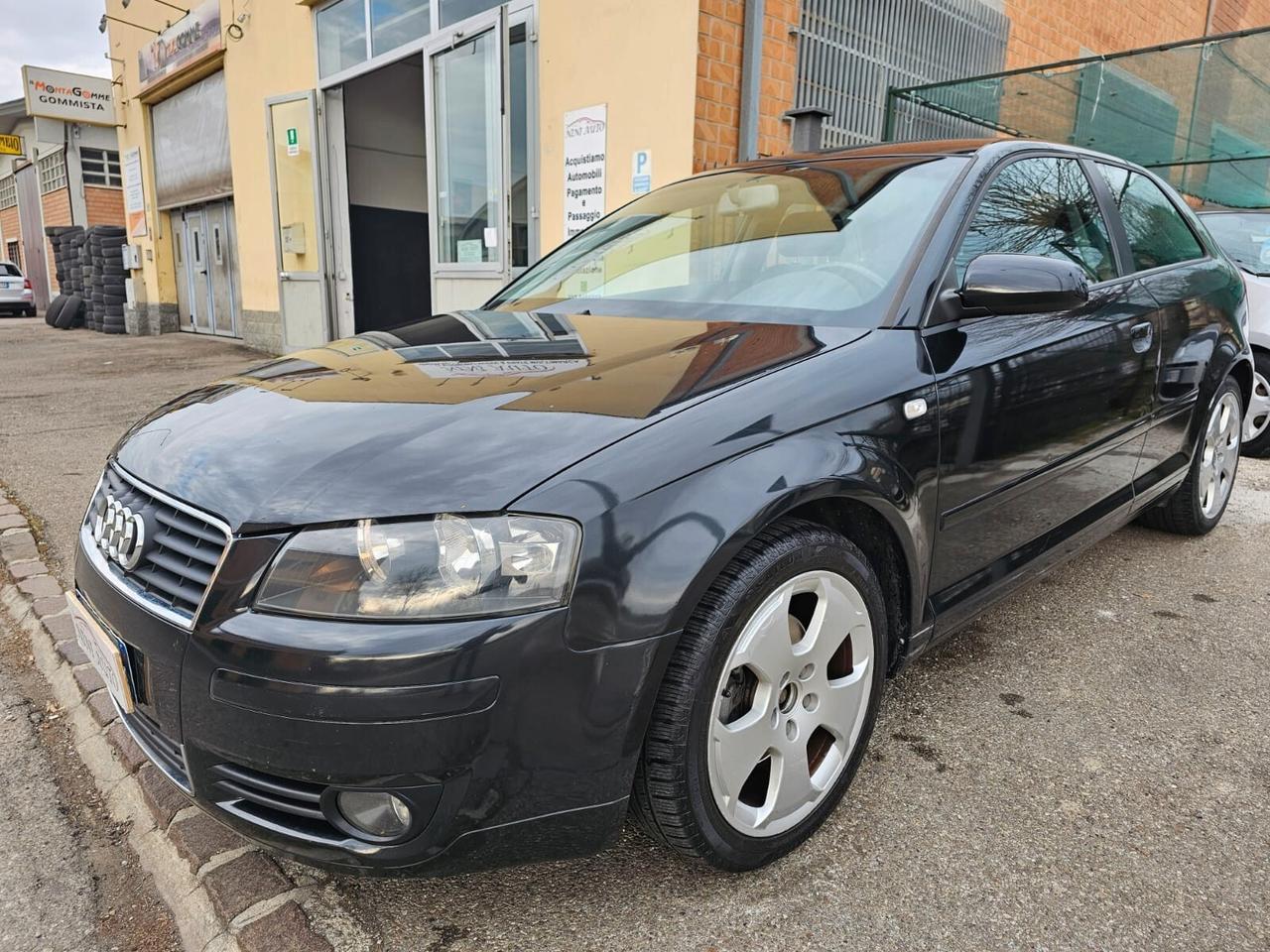 Audi A3 2.0 TDI 140cv Ambition 3 Porte*Unipro*Cerchi 17*