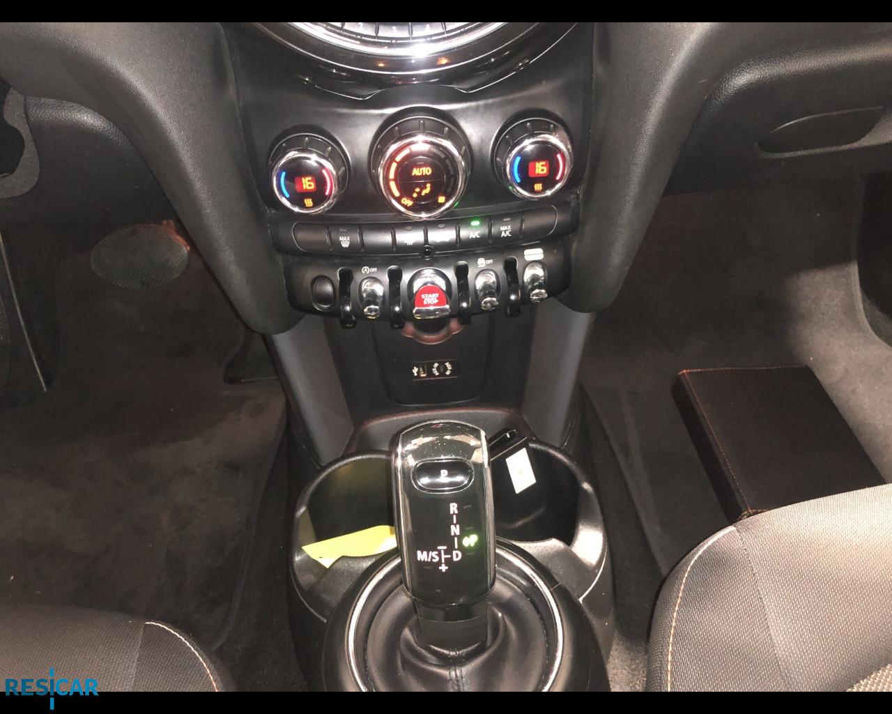 MINI Mini 5p 1.5 Cooper D Business auto