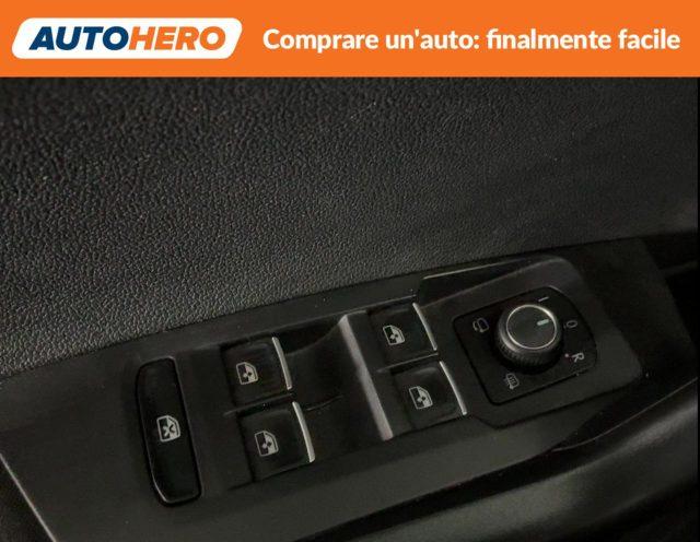 VOLKSWAGEN Taigo 1.0 TSI 110 CV DSG R-Line