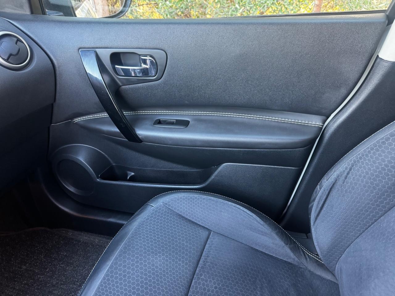 Nissan Qashqai 1.6 dCi DPF 360