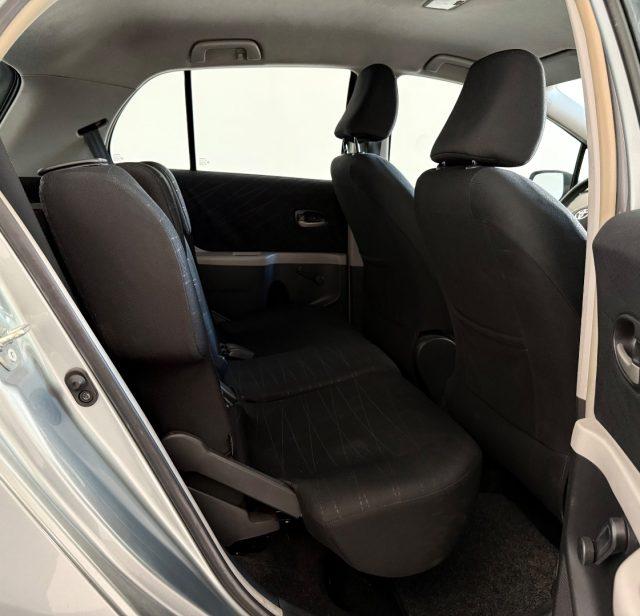 TOYOTA Yaris 1.3 5 porte M-MT SOL
