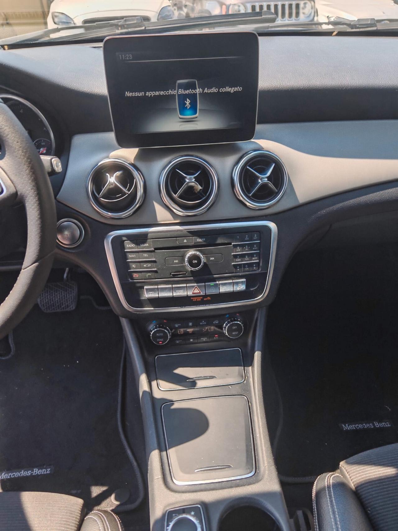 Mercedes-benz GLA 200 d Automatic Business