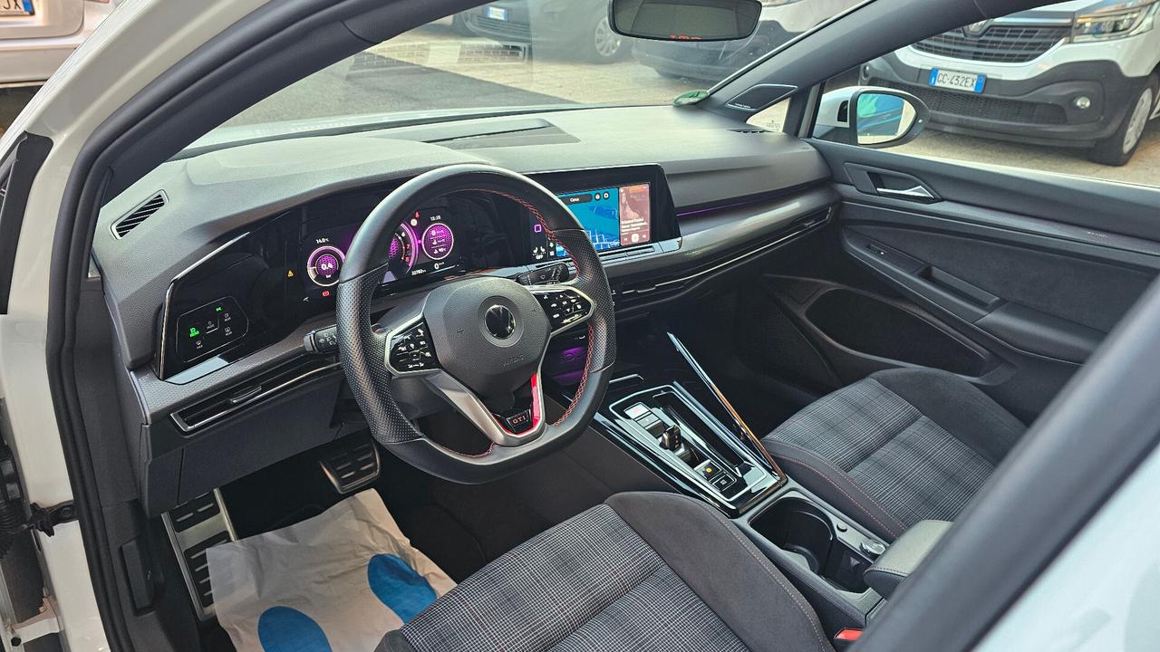 Volkswagen Golf GTI 2.0 245CV TSI DSG IQ LIGHT 19' LED PERLA