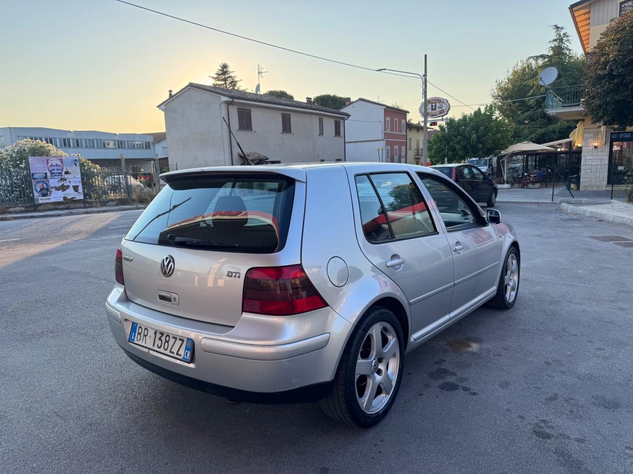 Volkswagen Golf 1.9 TDI/110 CV cat 5 porte Highline