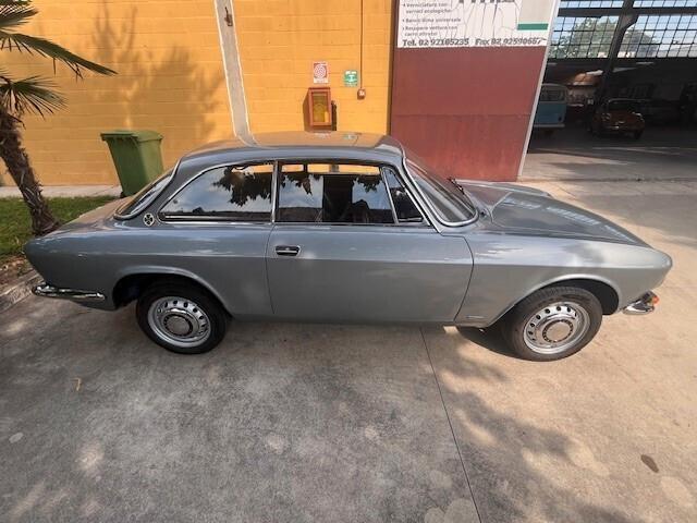 Alfa Romeo GT Veloce 1750 Quadrifoglio Oro 1° Serie del 1968