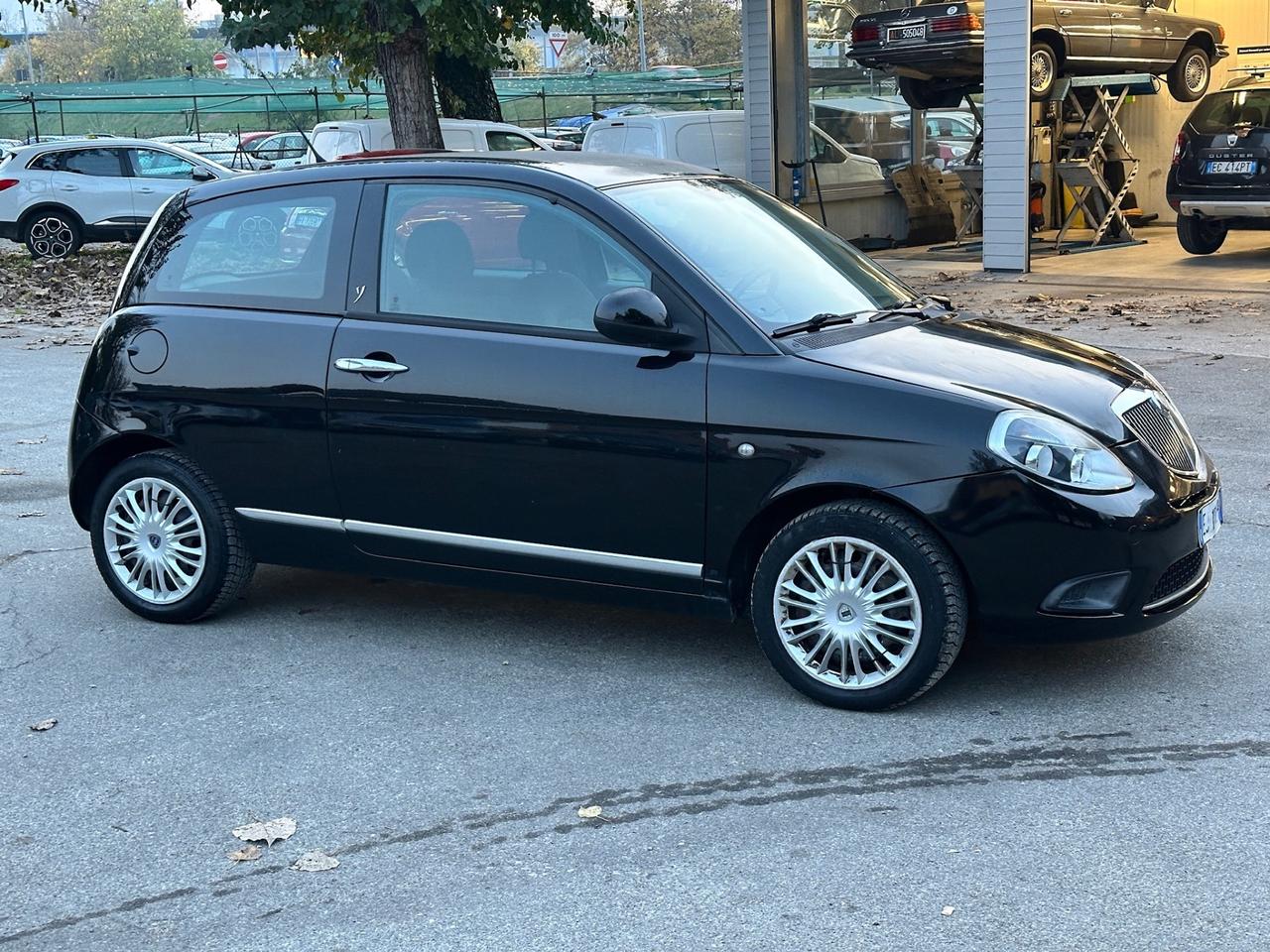 Lancia Ypsilon 1.2 69 CV GPL Platinum solo 140Mila km