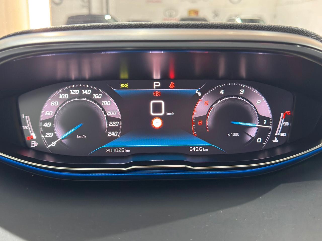 Peugeot 3008 BlueHDi 130 S&S EAT8 Active Pack