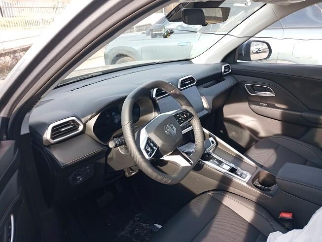 Mg ZS Hybrid+ Luxury