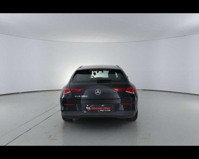 MERCEDES-BENZ CLA 180 d Automatic Shooting Brake Business