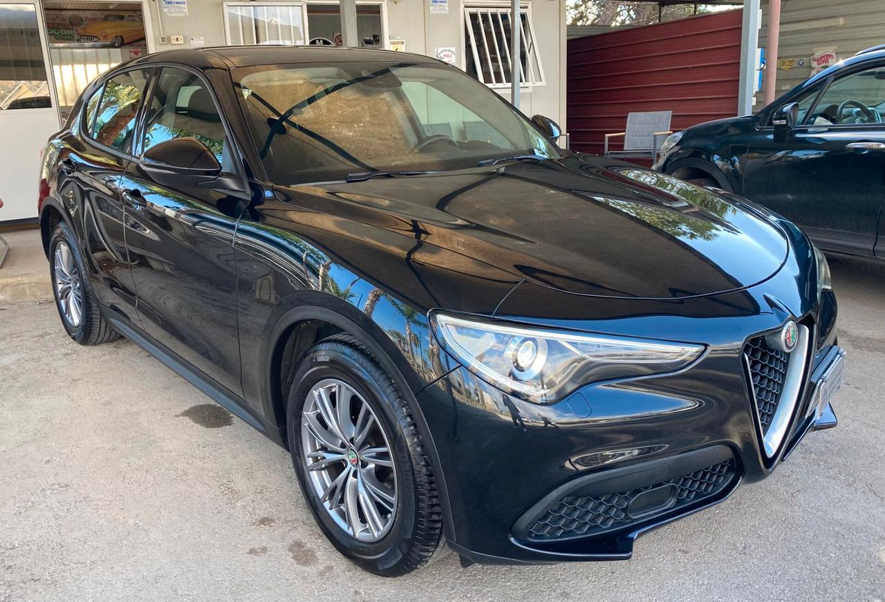Alfa Romeo Stelvio 2.2 Turbodiesel 160 CV AT8 RWD Rosso Edizione