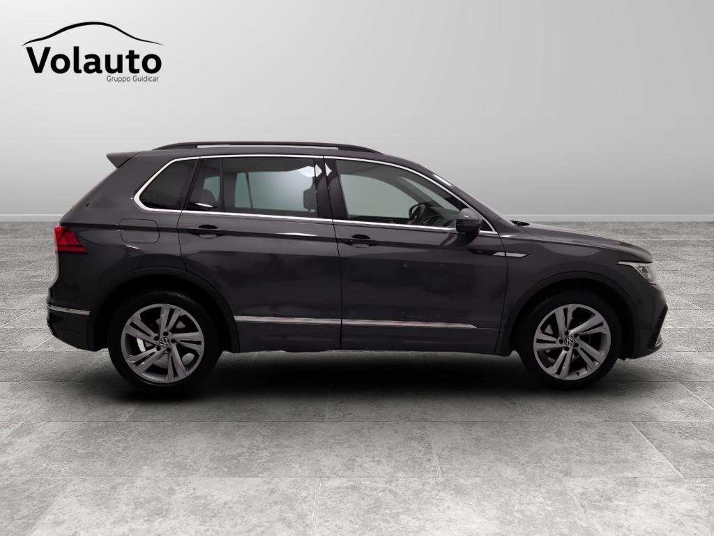 VOLKSWAGEN Tiguan II 2021 - Tiguan 2.0 tdi R-Line 150cv dsg