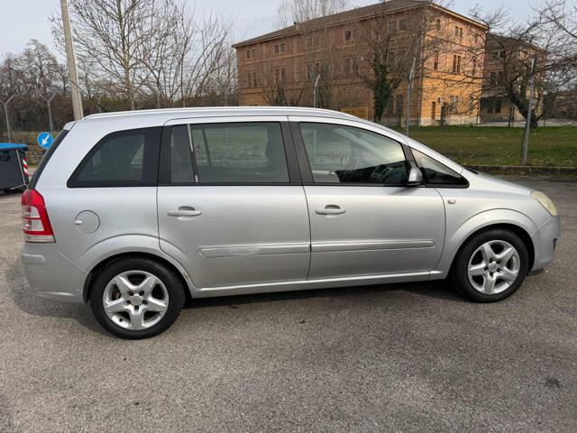 OPEL Zafira 1.6 16V VVT Cosmo senza nessun lavoro da fare