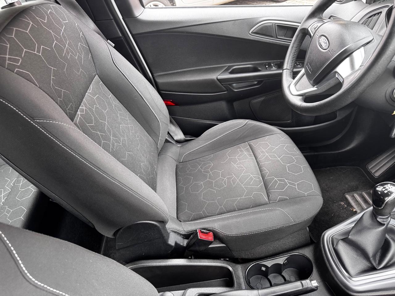 Ford B-Max 1.5 TDCi 75 CV Euro 6B Neopatentati