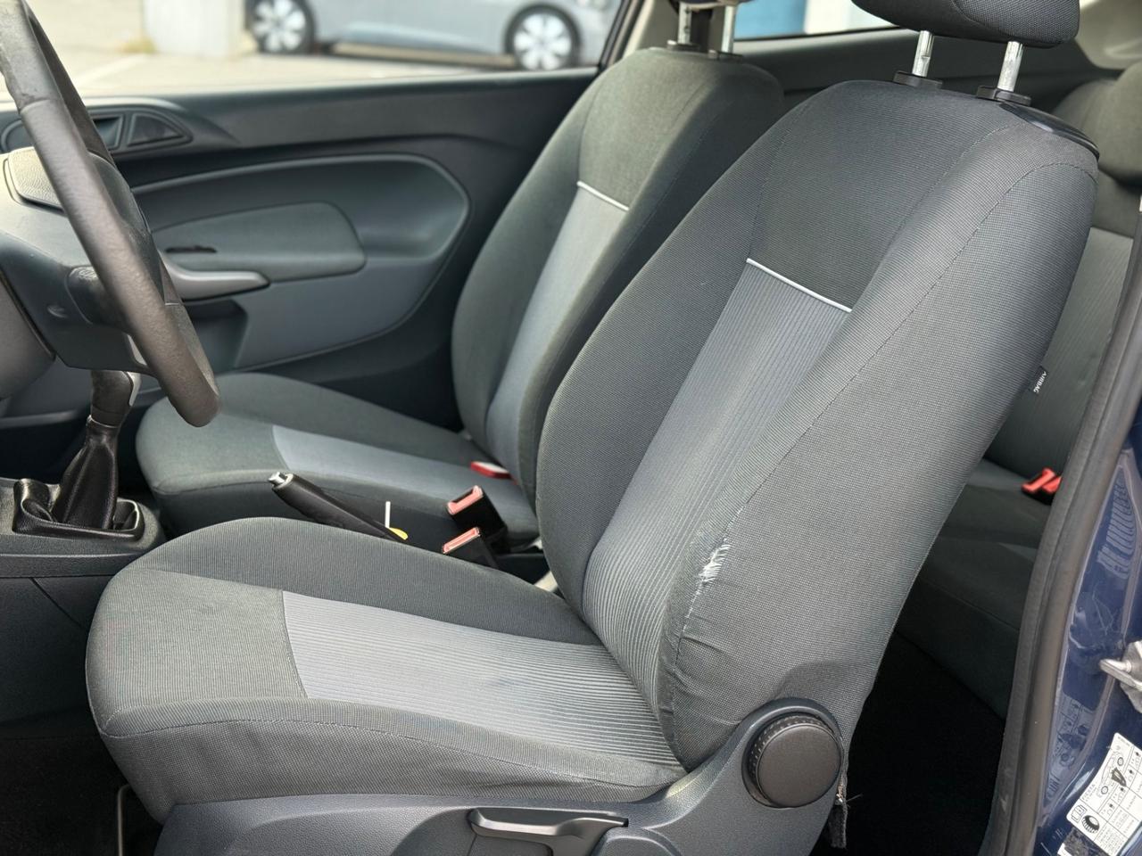 Ford Fiesta 1.2 82CV 3 porte Titanium unico Propietario