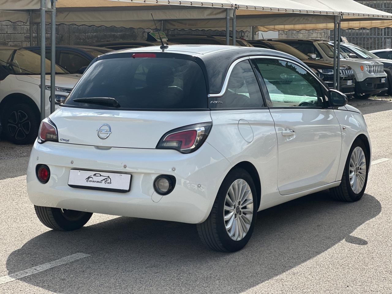 Opel Adam 1.2 70 white blach