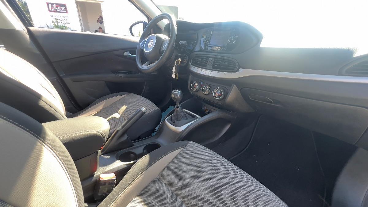 FIAT - Tipo 4p 1.4 Lounge 95cv