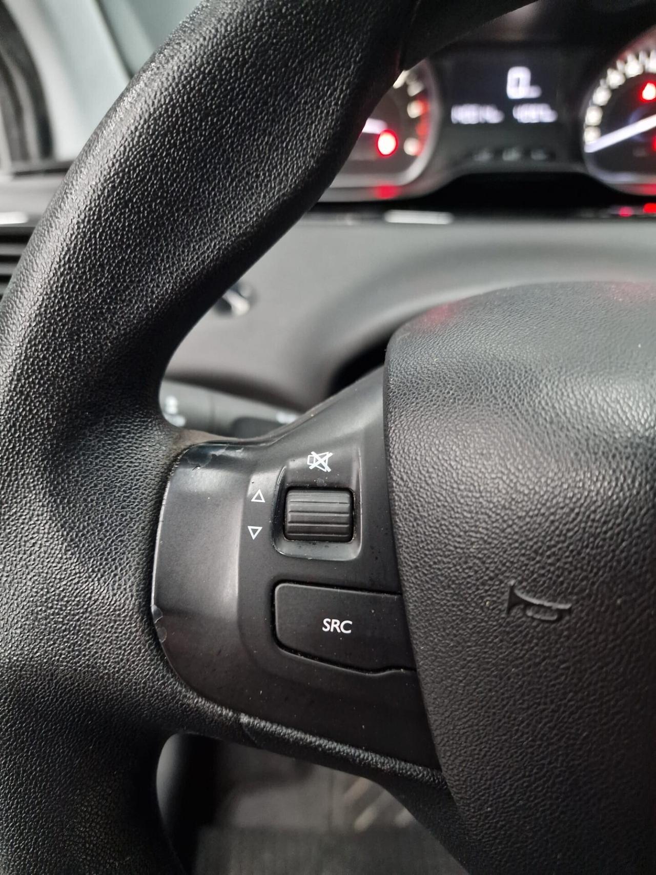 Peugeot 208 1.5 BlueHDi 75CV 5 porte Active