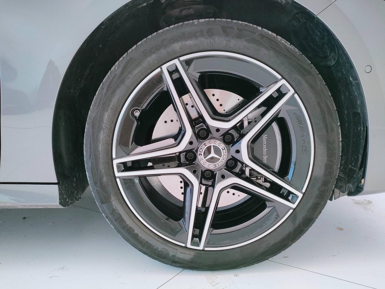 Mercedes-Benz Classe A - W177 2023 - A 250 e phev AMG Line Premium auto