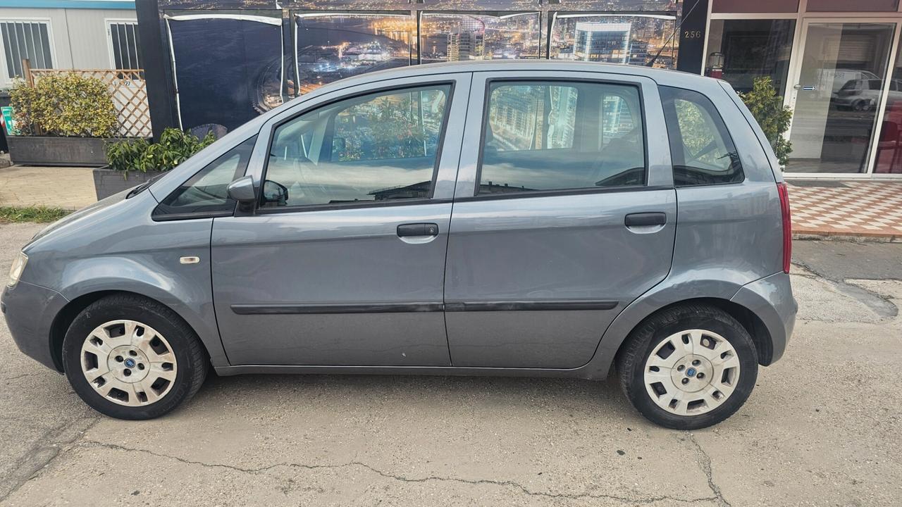 Fiat Idea 1.3 Multijet 16V 70 CV BlackEnergy