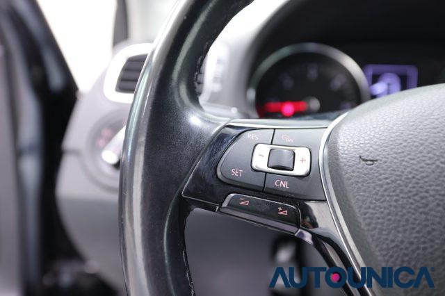 VOLKSWAGEN Polo 1.4 TDI 90 CV DSG 5 PORTE HIGHLINE