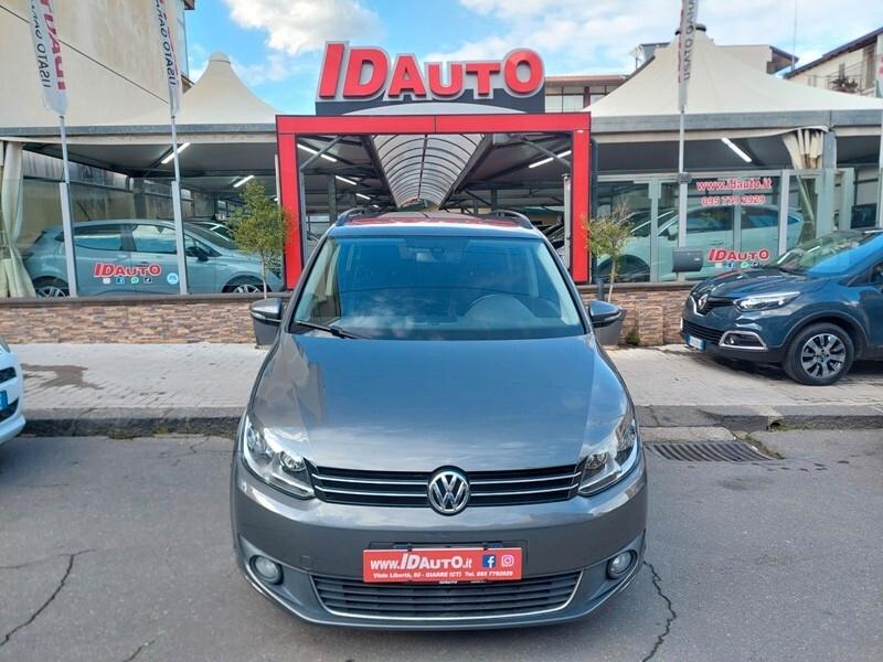 Volkswagen Touran Business 1.6 TDI DSG Comfortline