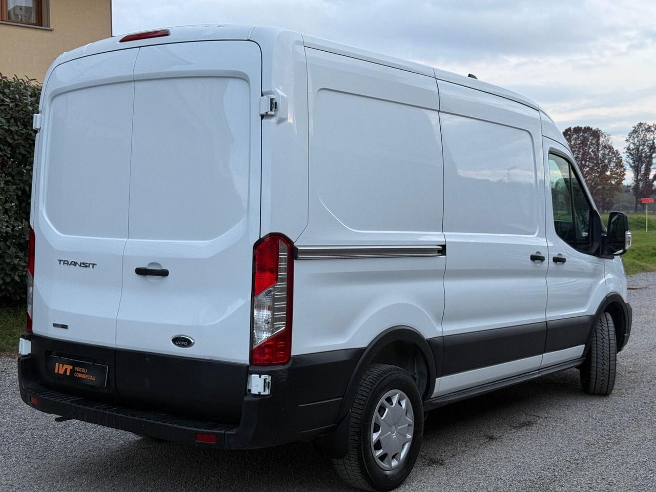 Ford Transit L2H2 2023
