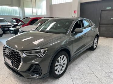 Audi Q3 SPB 45 TFSI e S tronic Business Plus
