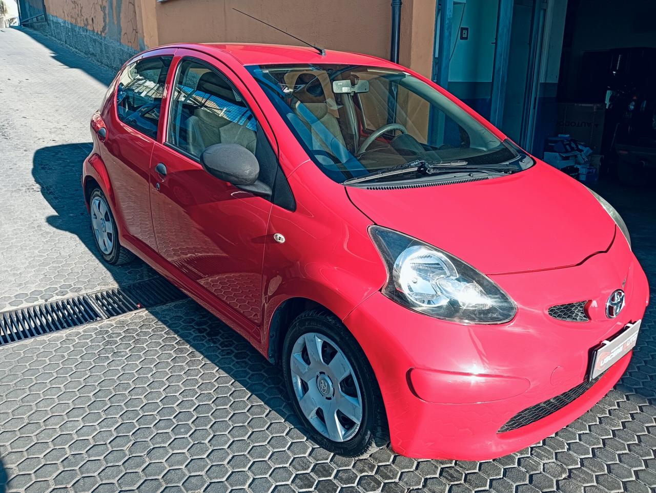 Toyota Aygo 1.0 12V VVT-i 5 porte