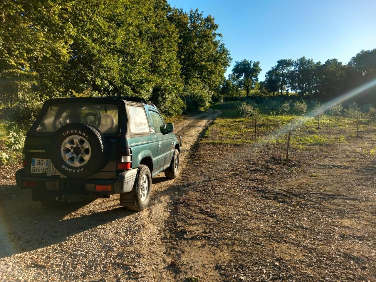 Mitsubishi Pajero Canvas Top vettura con certificazione ASI