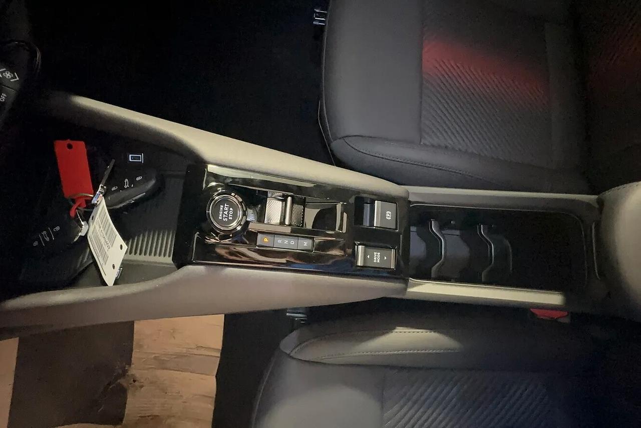 Alfa Romeo Junior 1.2 145 CV Hybrid eDCT6 Q4