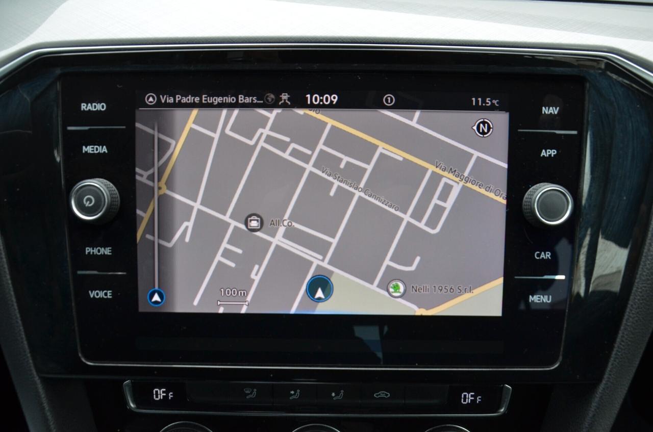 Volkswagen Passat 1.6 TDI SCR DSG Business BMT